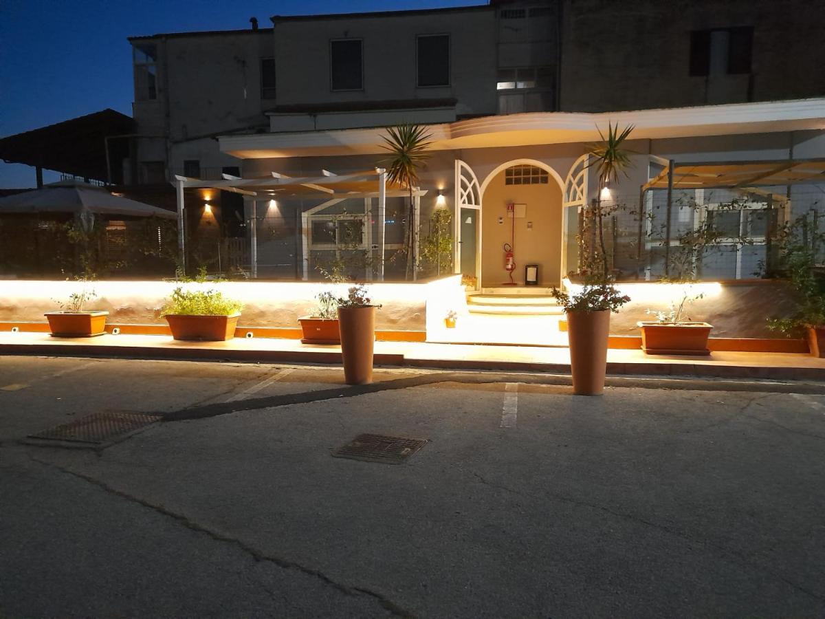 City Pompei Accommodations מראה חיצוני תמונה